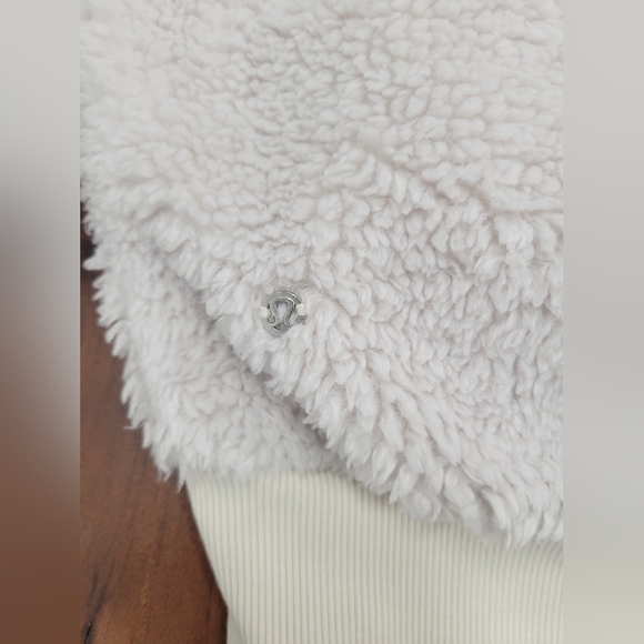Lululemon Oh So Sherpa Half Zip Hoodie Jacket - Picture 6 of 8